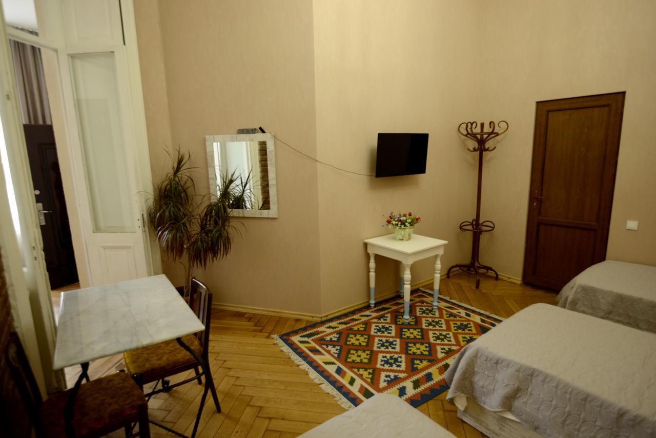 Atlant Hotel Tbilisi Luaran gambar